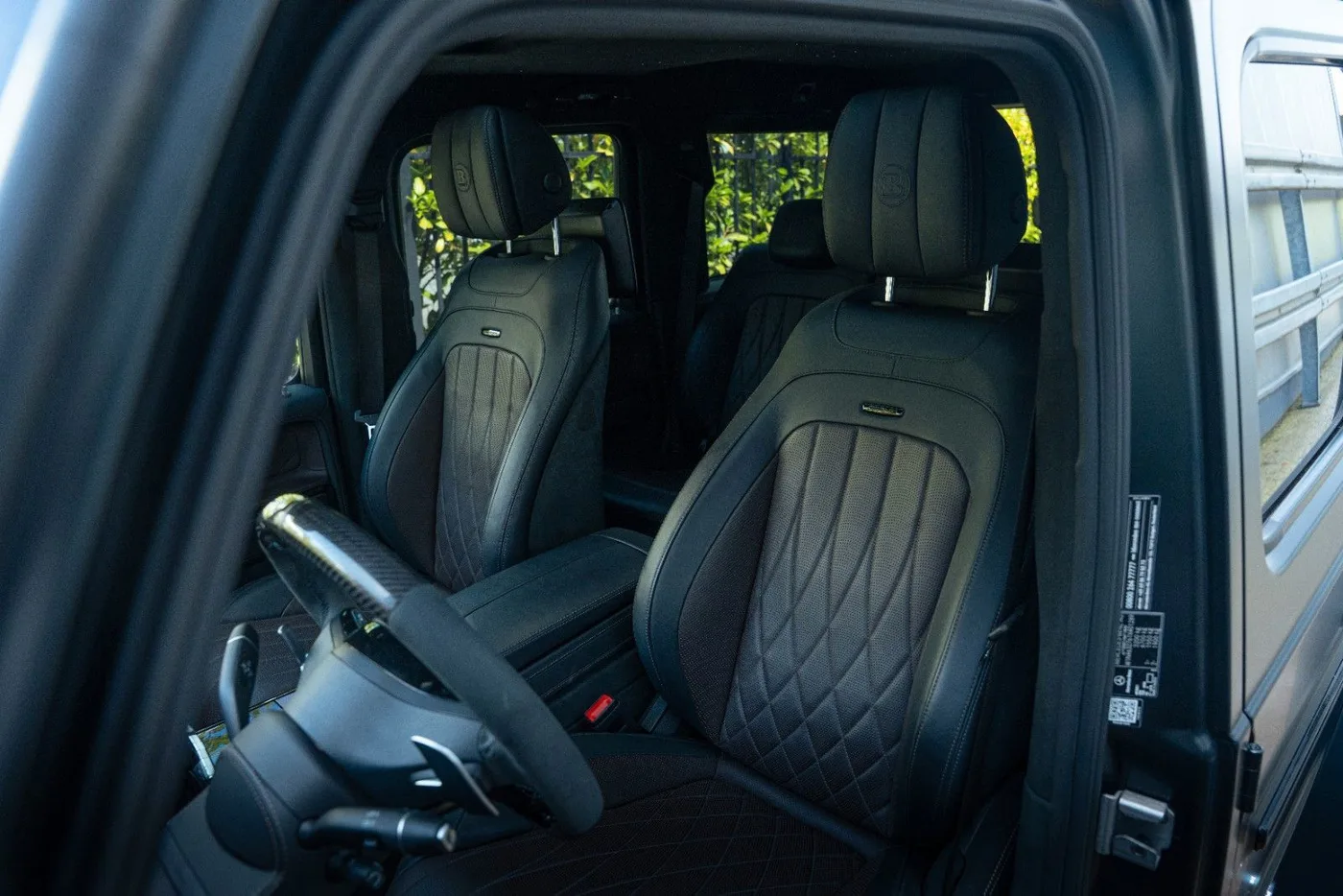 2021 Mercedes-AMG G 63 offered by a supercar dealer in Gronau, Germany, photo 19 of 25