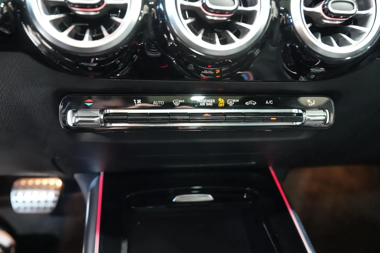 2021 Mercedes-AMG GLA 35 4MATIC, 20/25