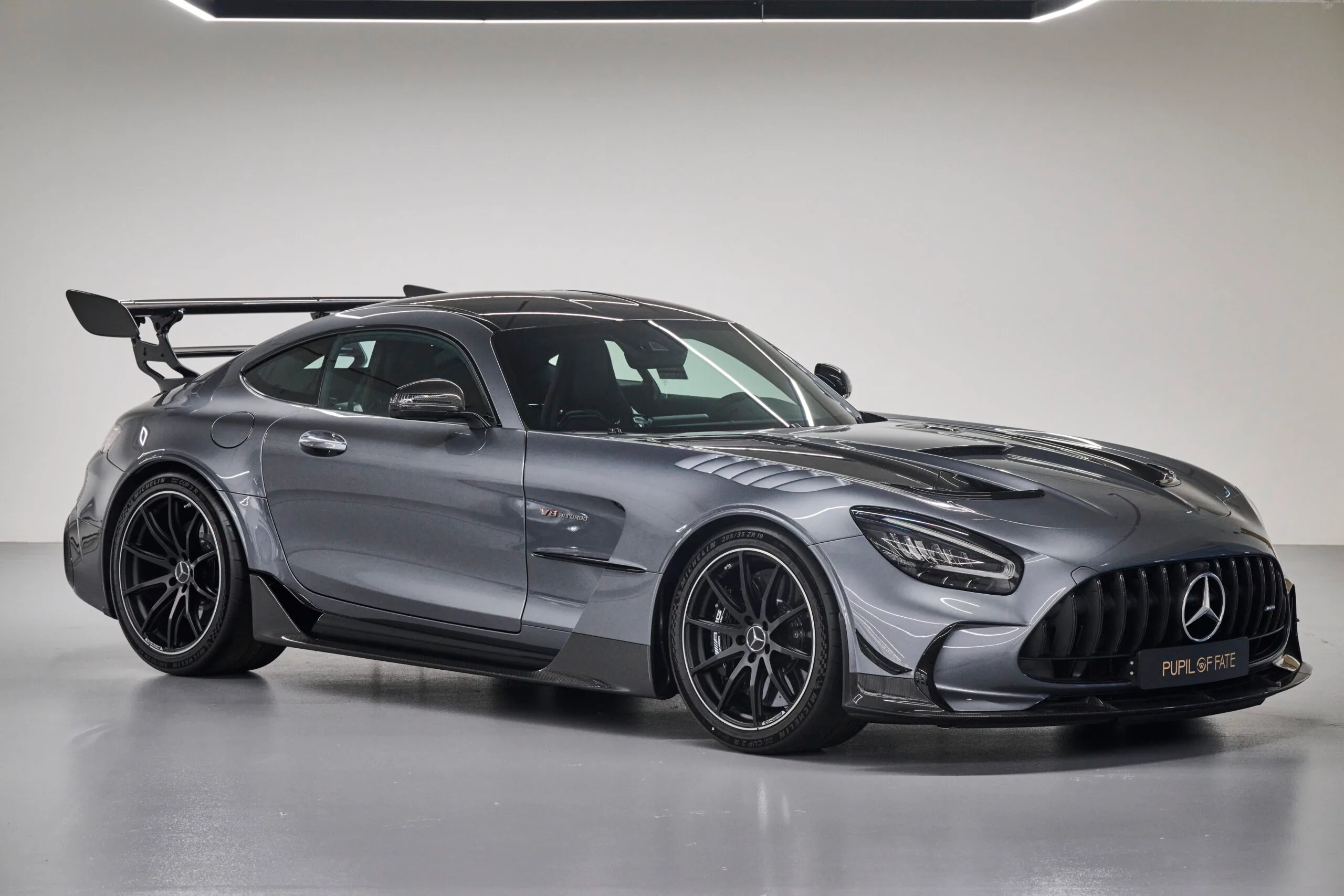 2021 Mercedes-AMG GT Black Series angeboten von einem Fachhändler in Dubai, Vereinigte Arabische Emirate, Hauptfoto