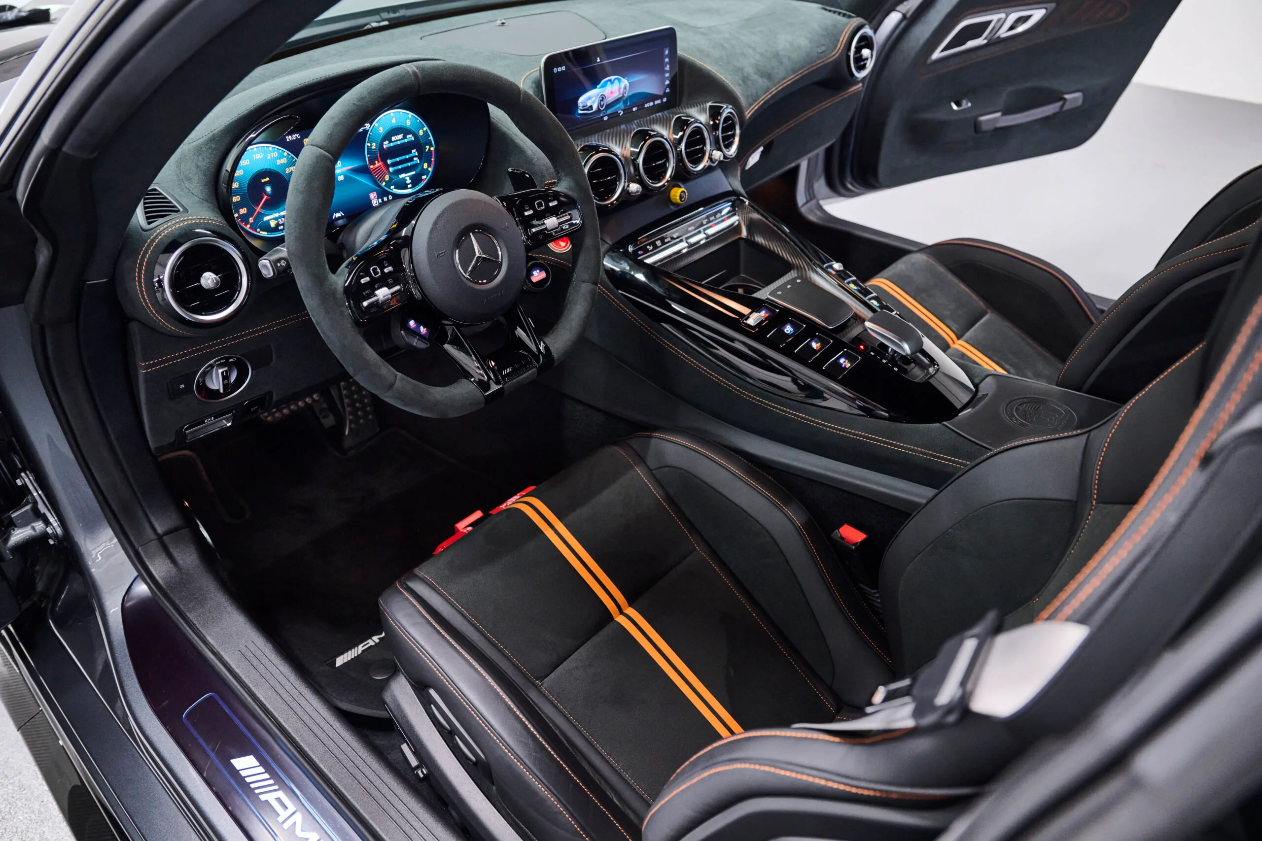 2021 Mercedes-AMG GT Black Series, 8/19