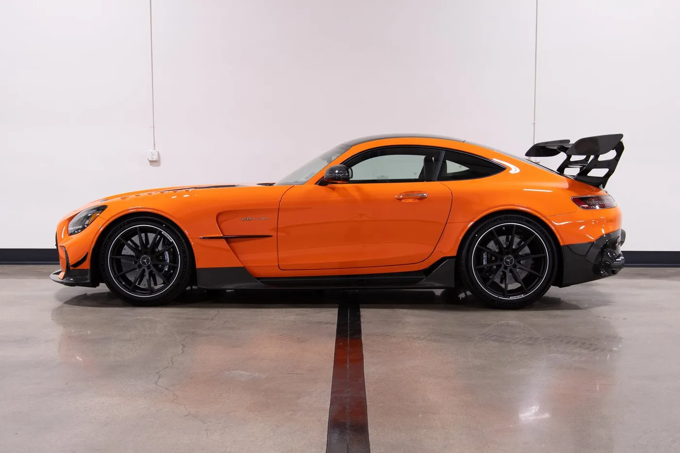 2021 Mercedes-AMG GT Black Series vendue par un concessionnaire spécialisé à Costa Mesa, États-Unis, photo 8 sur 15