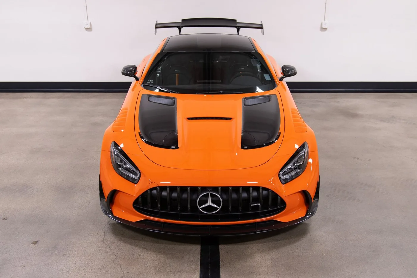 2021 Mercedes-AMG GT Black Series vendue par un concessionnaire spécialisé à Costa Mesa, États-Unis, photo 12 sur 15