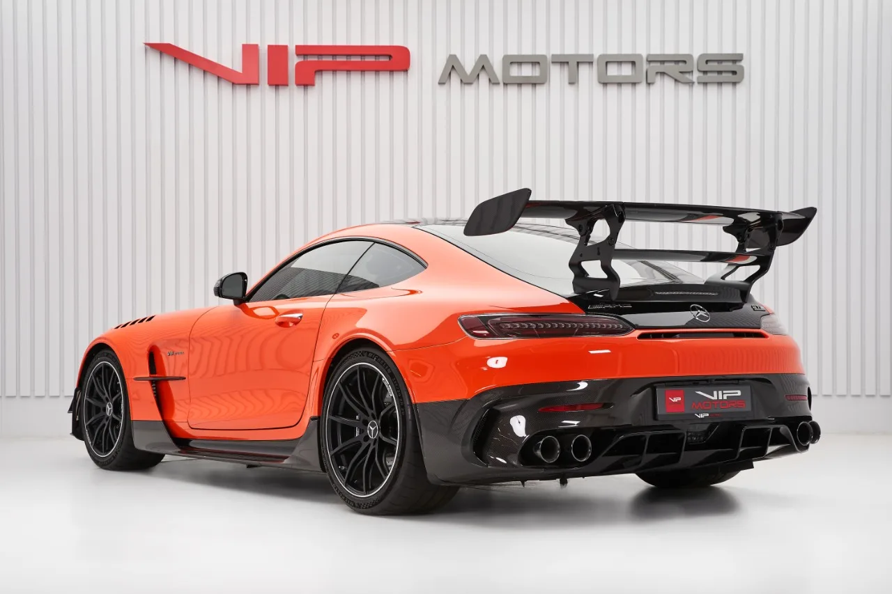 2021 Mercedes-AMG GT Black Series proposée par un concessionnaire spécialisé à Dubai, Émirats arabes unis, photo 4 sur 10
