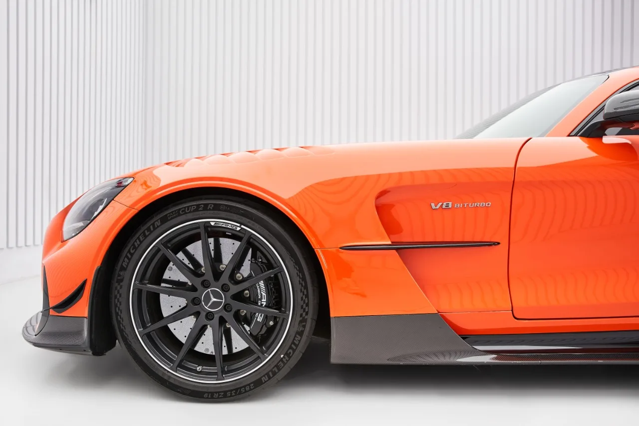 2021 Mercedes-AMG GT Black Series proposée par un concessionnaire spécialisé à Dubai, Émirats arabes unis, photo 6 sur 10