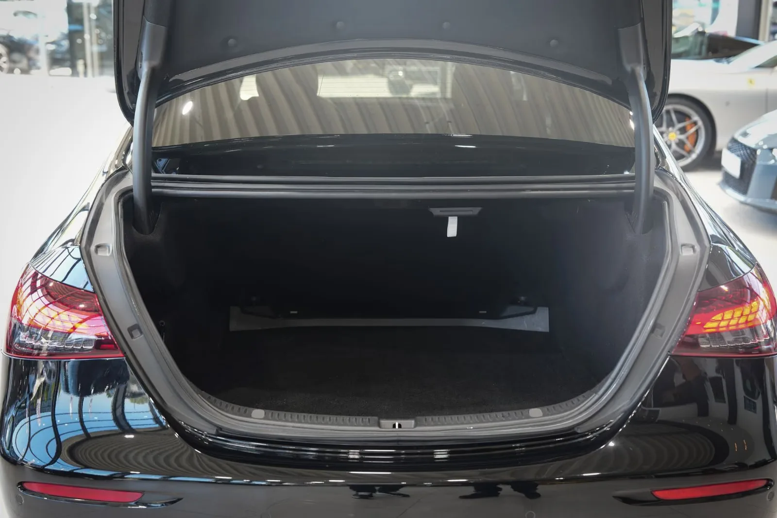 2021 Mercedes-Benz E 300 Exclusive, 18/19