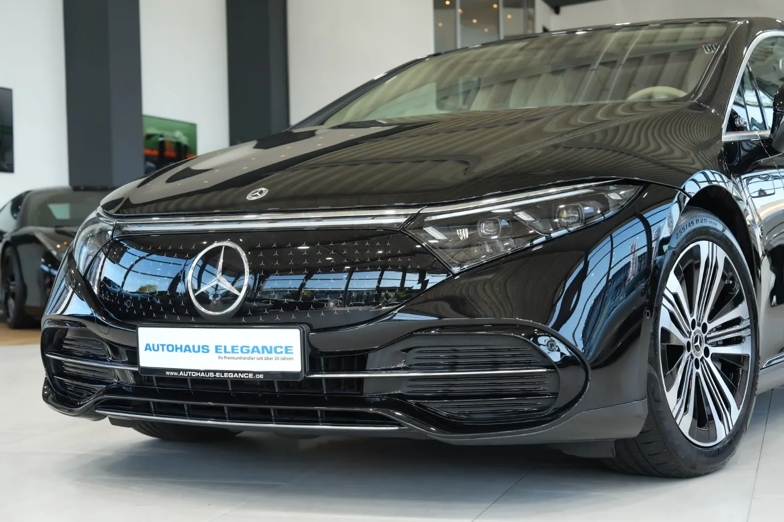 2021 Mercedes-Benz EQS 450+ Electric Art, 8/25