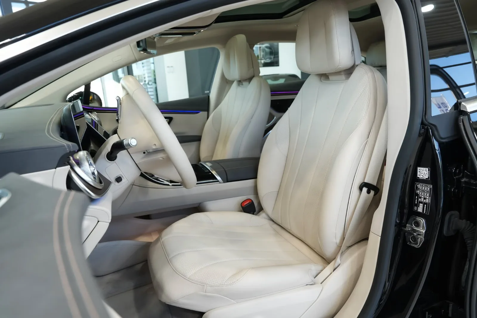 2021 Mercedes-Benz EQS 450+ Electric Art, 11/25