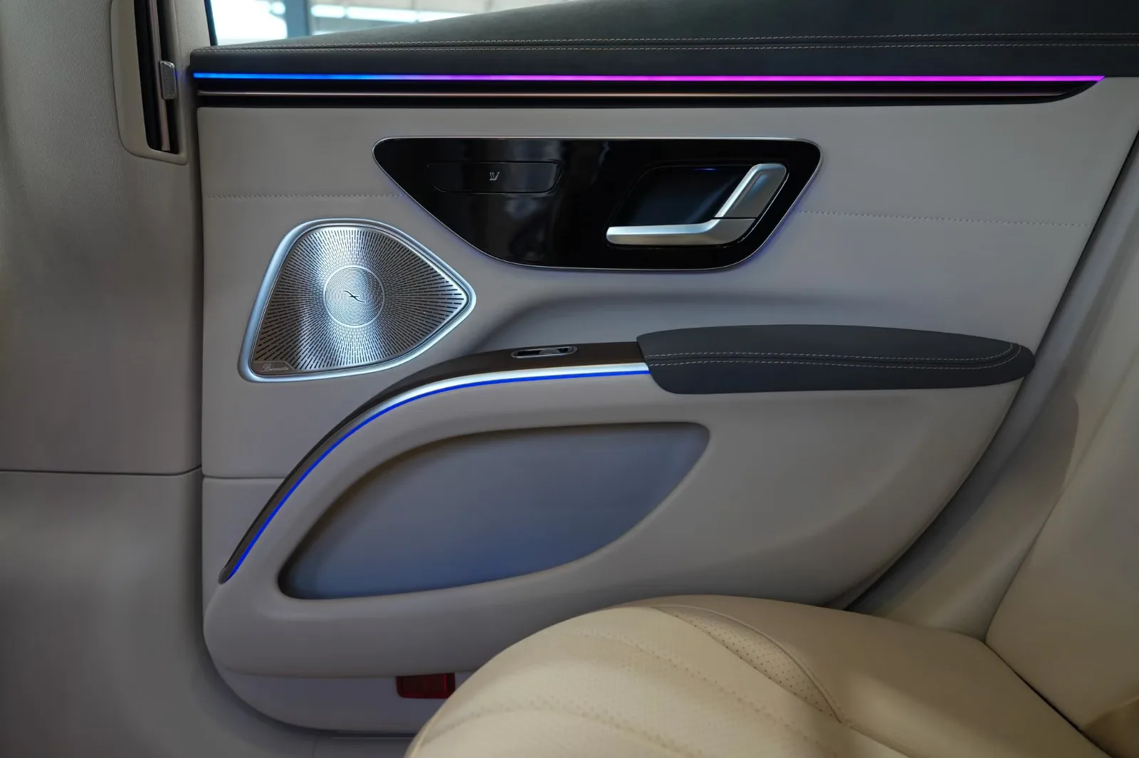 2021 Mercedes-Benz EQS 450+ Electric Art, 19/25