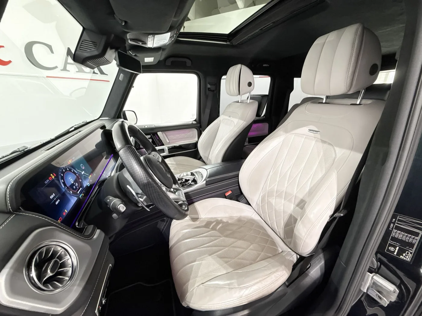 2021 Brabus G 700 angeboten von einem Supersportwagenhändler in Zibido San Giacomo, Italien, Foto 11 von 24