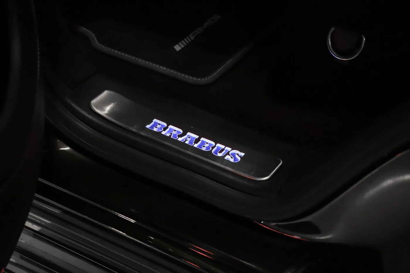 2021 Brabus G 700 angeboten von einem Supersportwagenhändler in Zibido San Giacomo, Italien, Foto 21 von 24