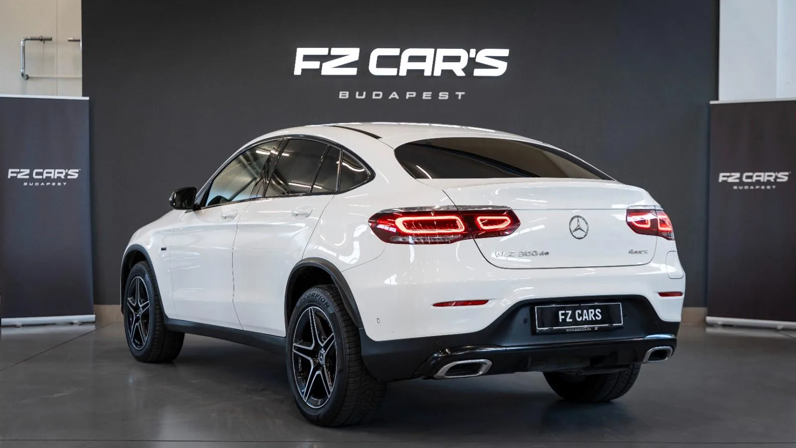 2021 Mercedes-Benz GLC 300 de 4MATIC Coupé, AMG Line, 4/13