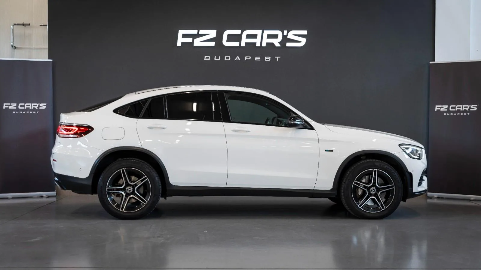 2021 Mercedes-Benz GLC 300 de 4MATIC Coupé, AMG Line, 6/13