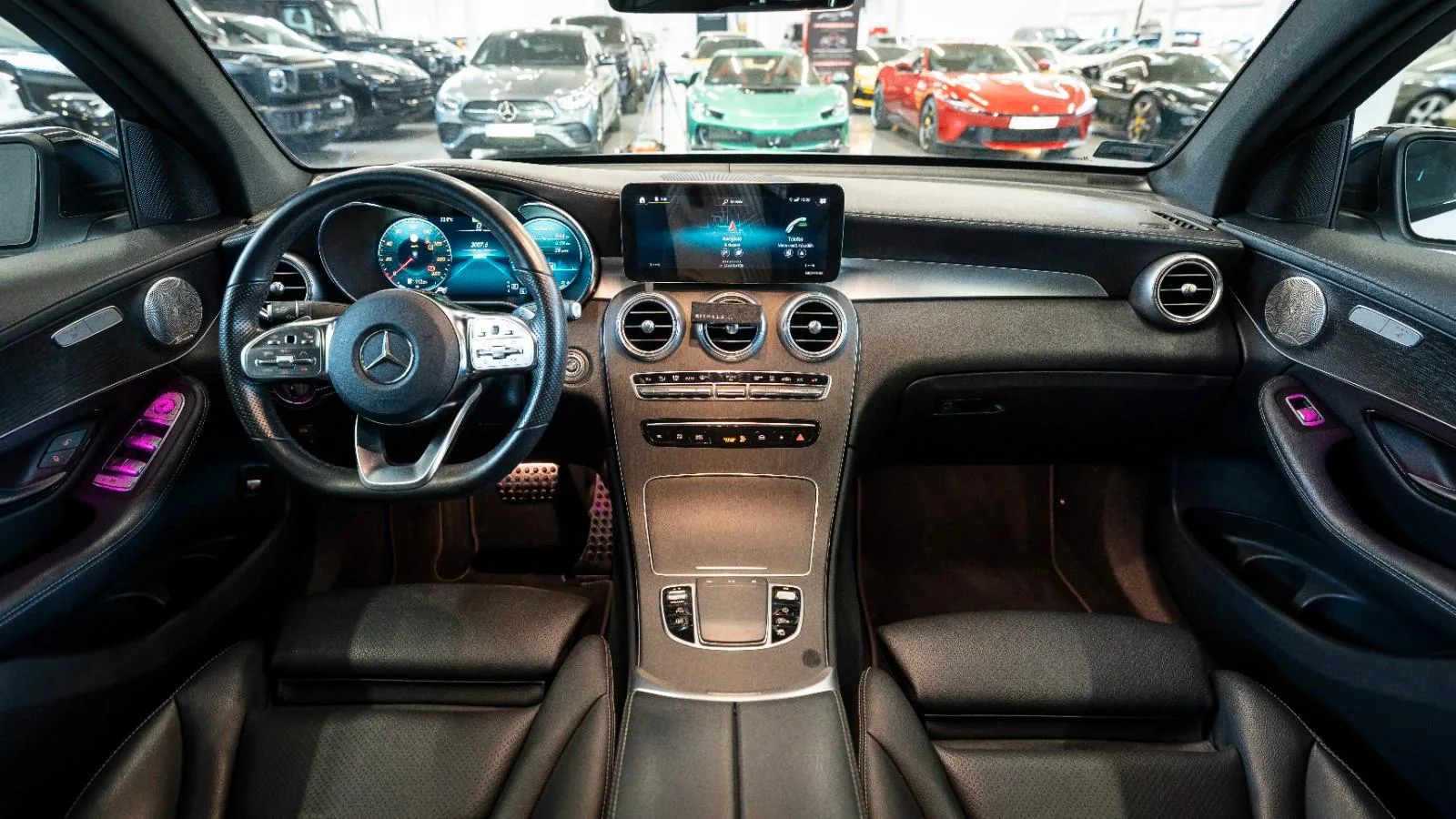 2021 Mercedes-Benz GLC 300 de 4MATIC Coupé, AMG Line, 7/13