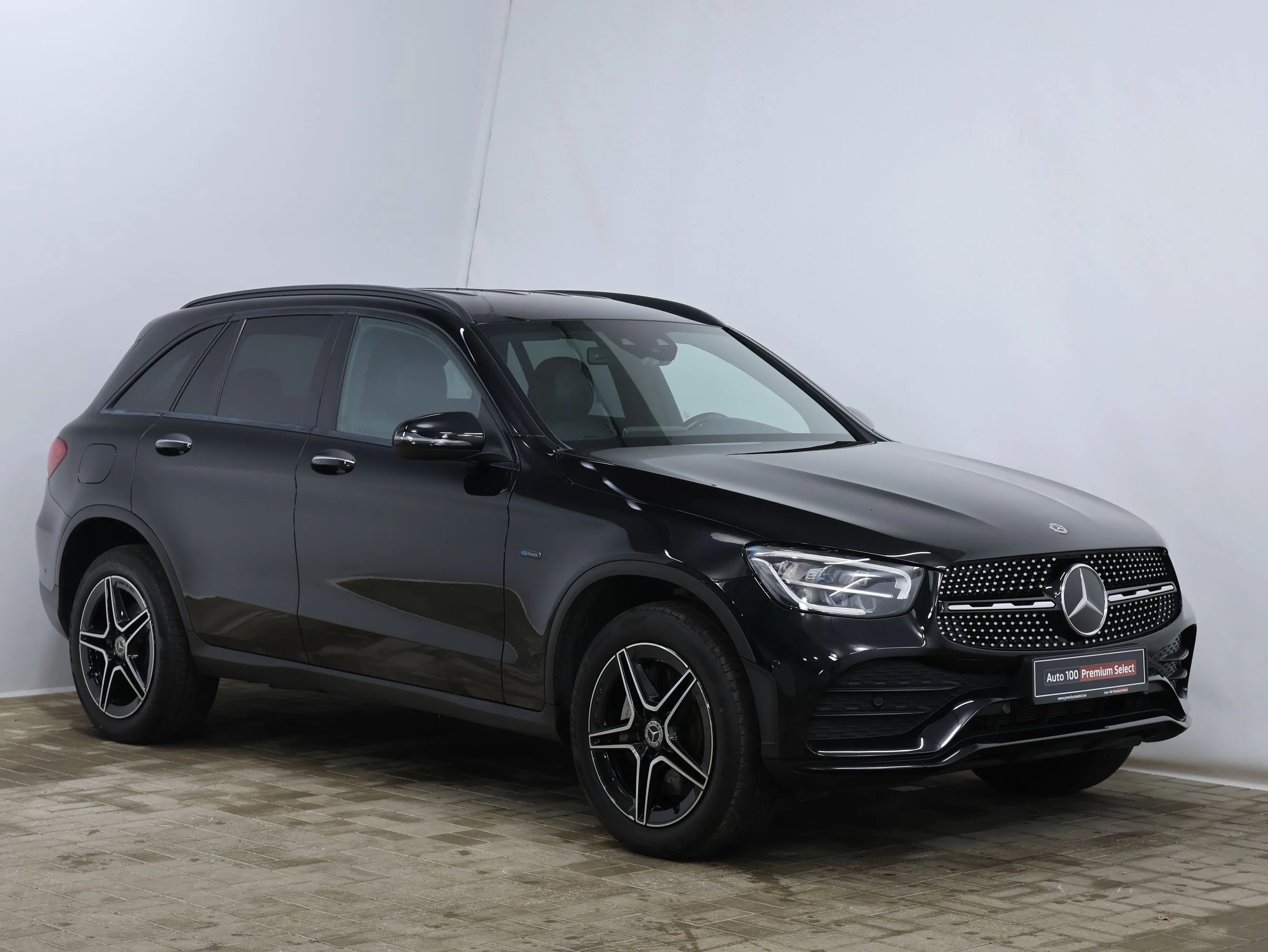 2021 Mercedes-Benz GLC 300 de 4MATIC, Night package, 2/19