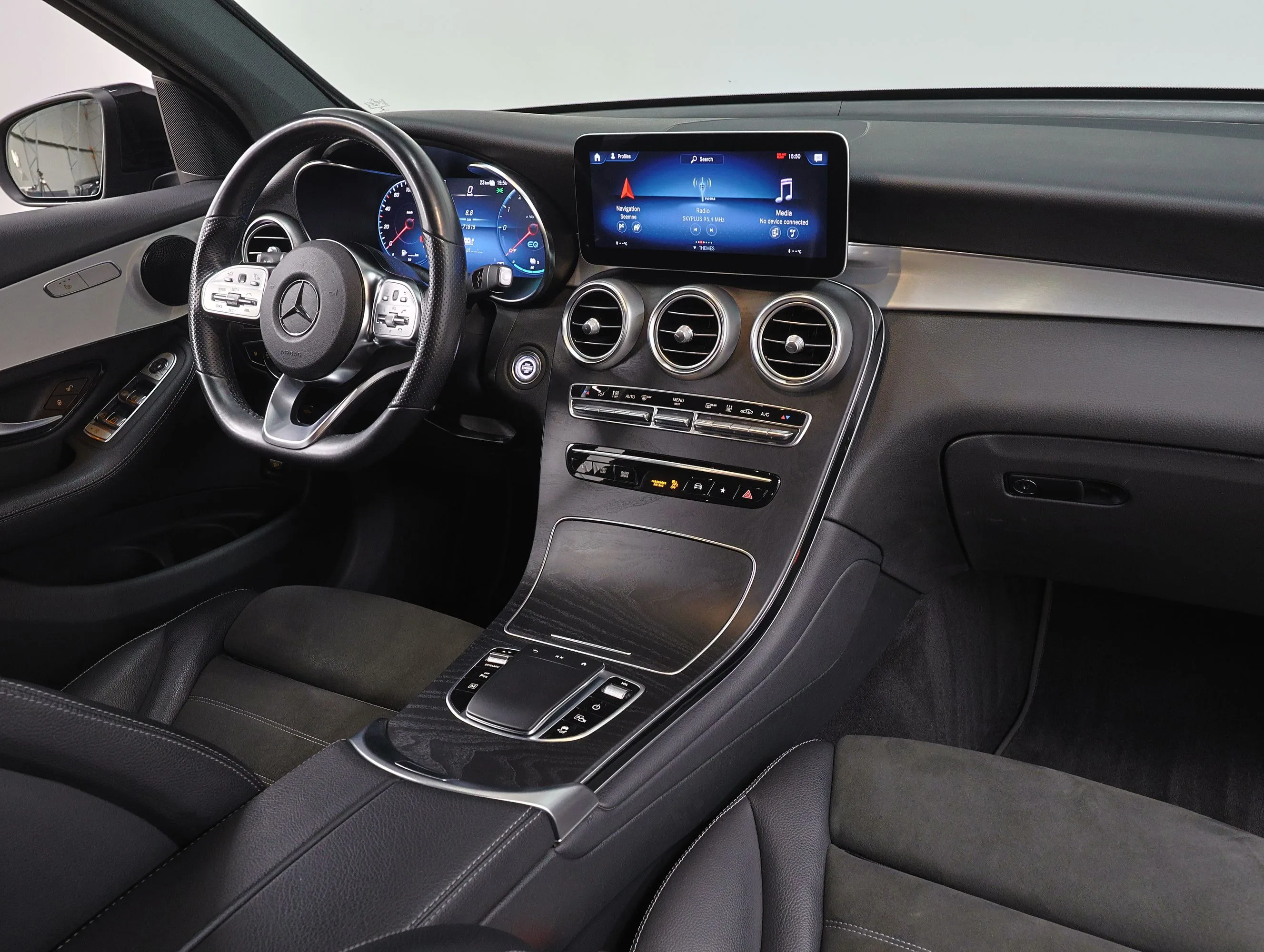 2021 Mercedes-Benz GLC 300 de 4MATIC, Night package, 13/19