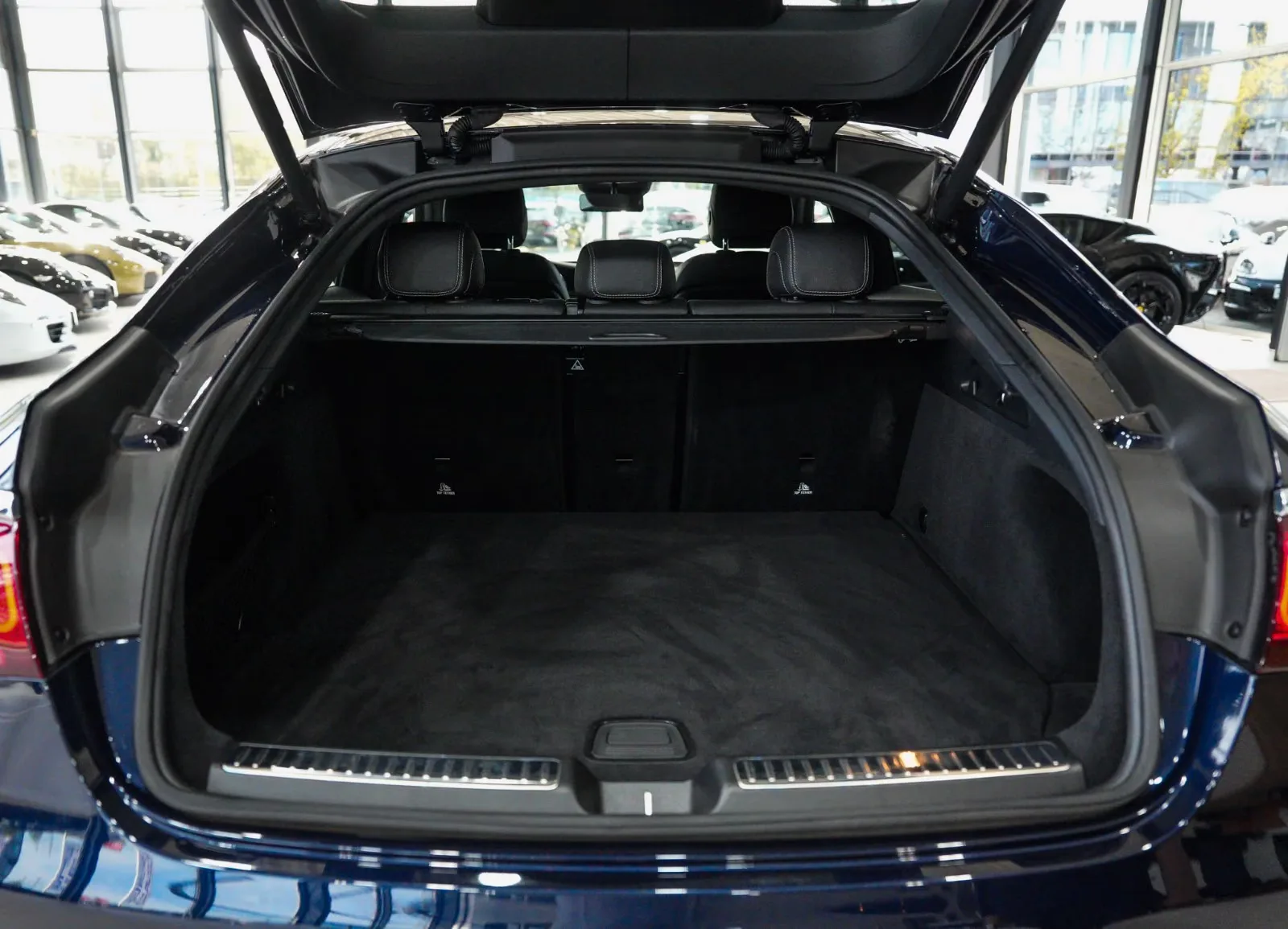 2021 Mercedes-Benz GLC 400 d 4MATIC Coupé, AMG Line, 23/24