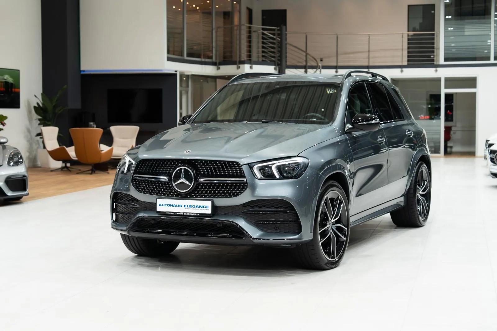 2021 Mercedes-Benz GLE 400 d AMG Line angeboten von einem Fachhändler in Köln, Deutschland, Hauptfoto