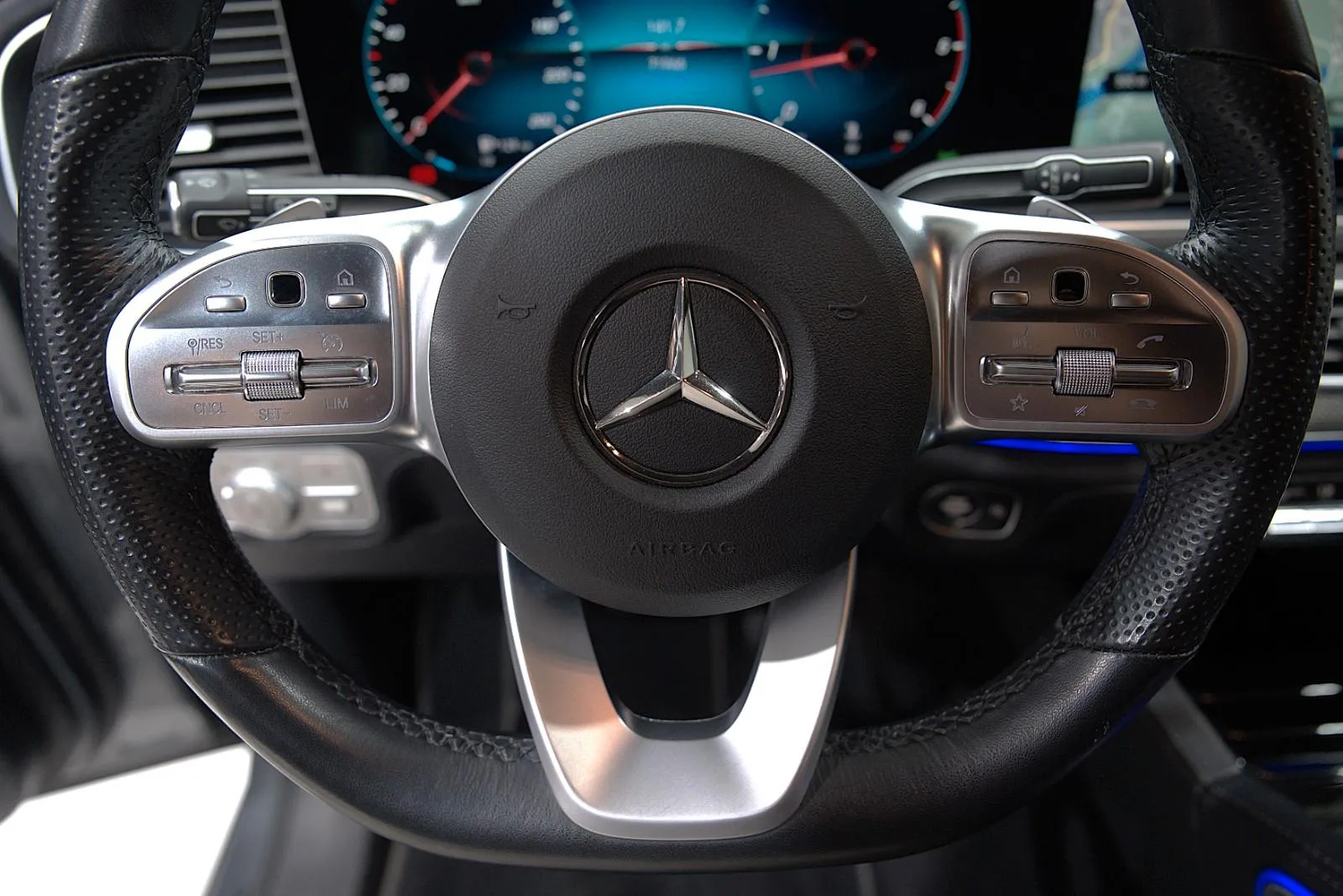 2021 Mercedes-Benz GLE 400 d AMG Line, 13/21
