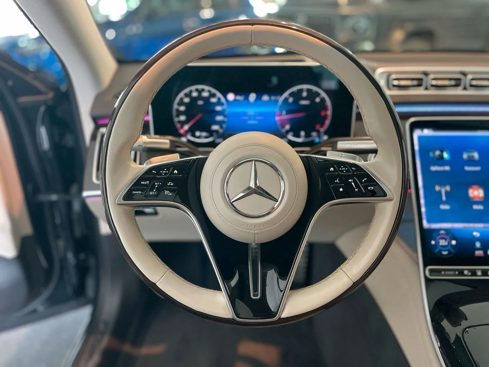 2021 Mercedes-Benz S 400 d, 12/25