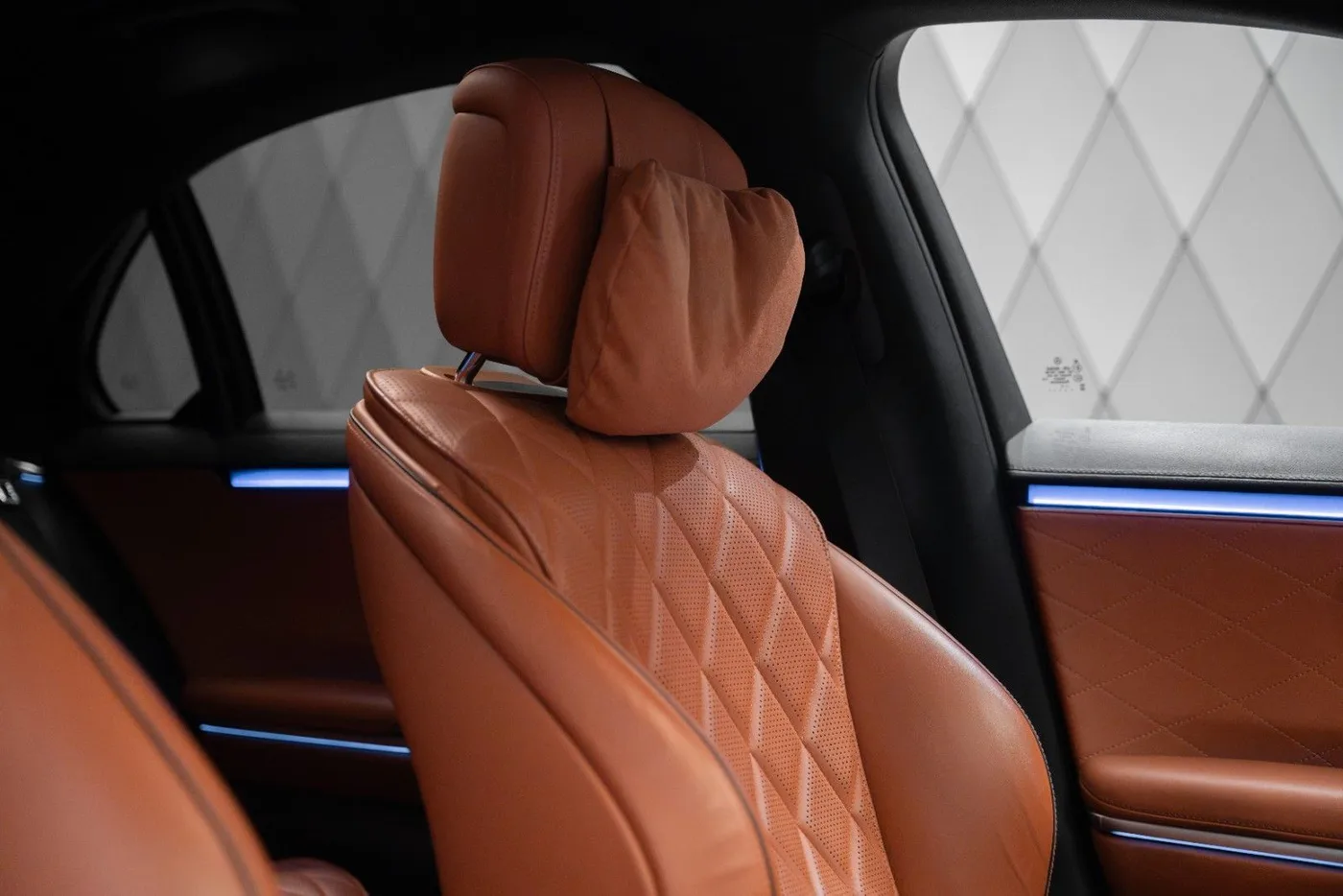 2021 Mercedes-Benz S 500 4MATIC long, Brabus B50 proposée par un spécialiste de la supercar à Schenefeld, Allemagne, photo 23 sur 25