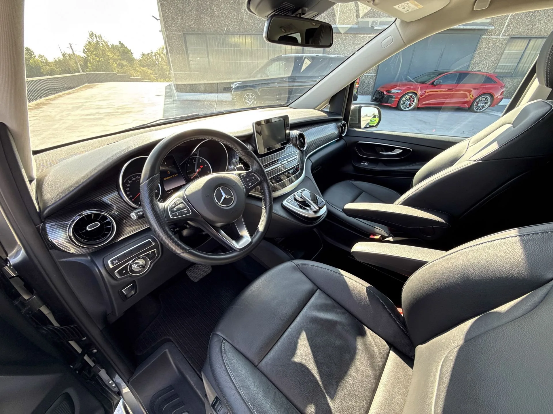 2021 Mercedes-Benz V 250 d, 9/24