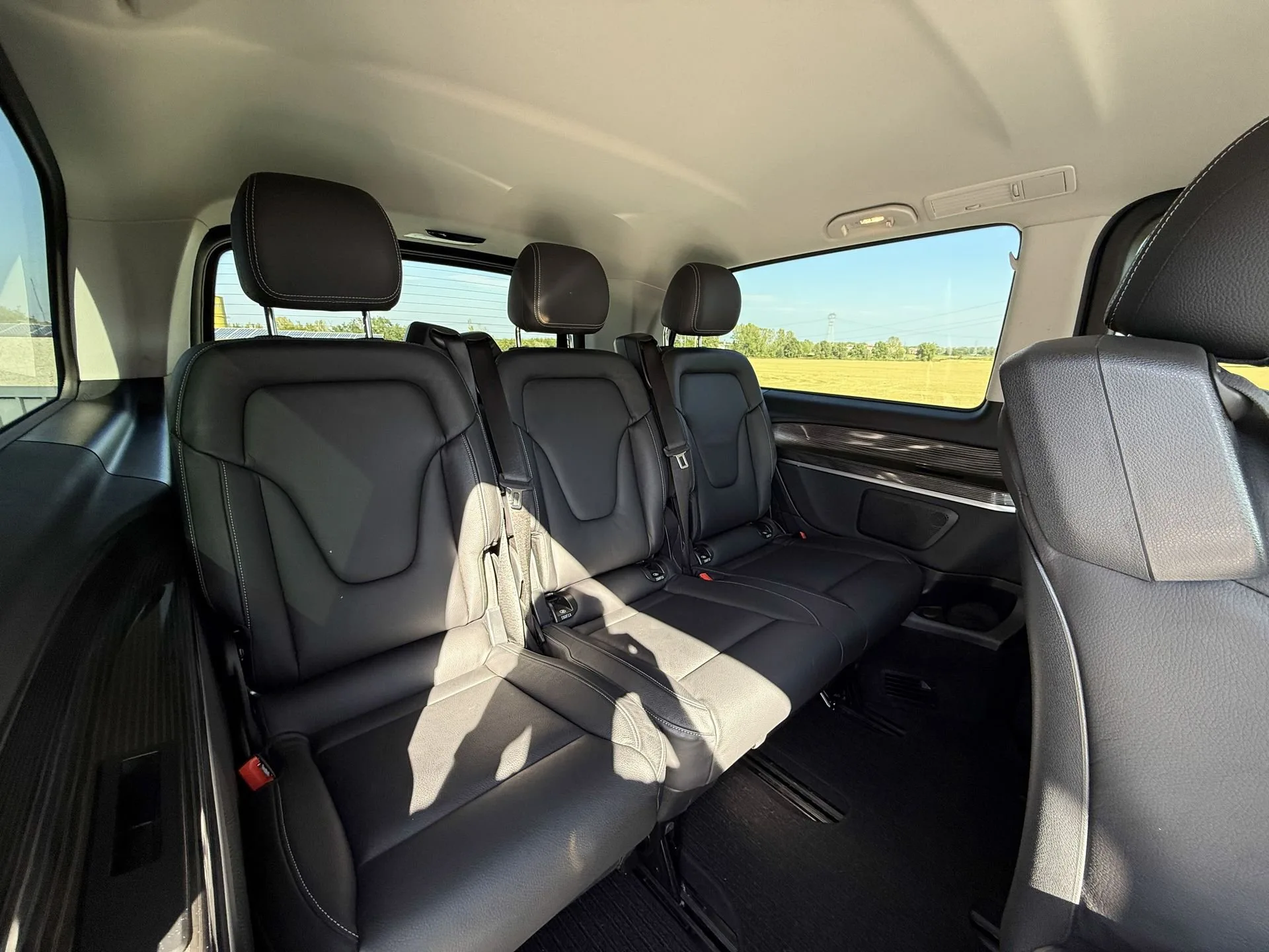 2021 Mercedes-Benz V 250 d, 15/24