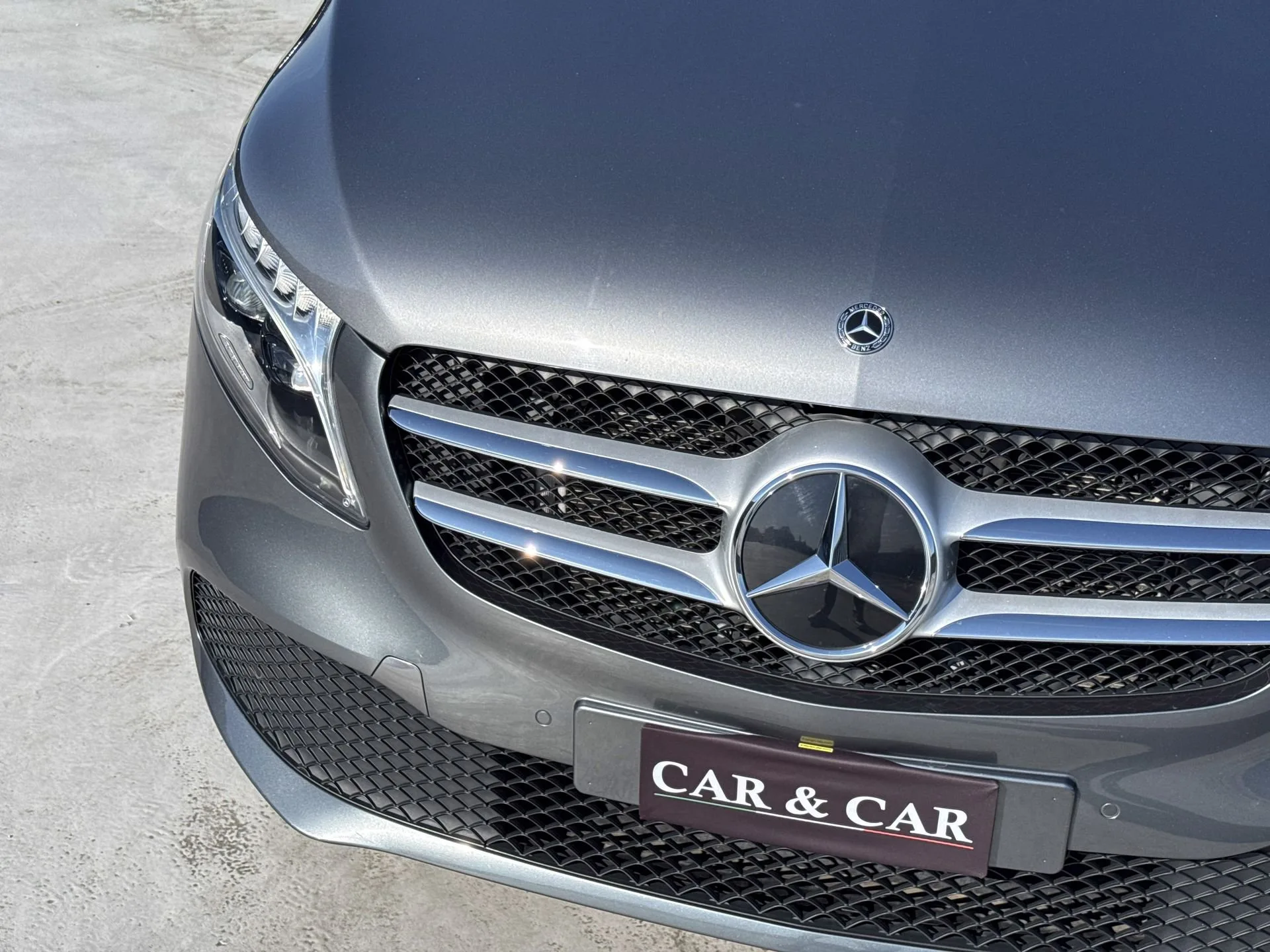 2021 Mercedes-Benz V 250 d, 20/24