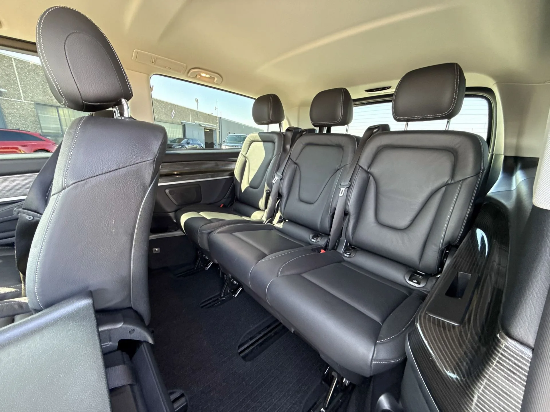 2021 Mercedes-Benz V 250 d, 22/24