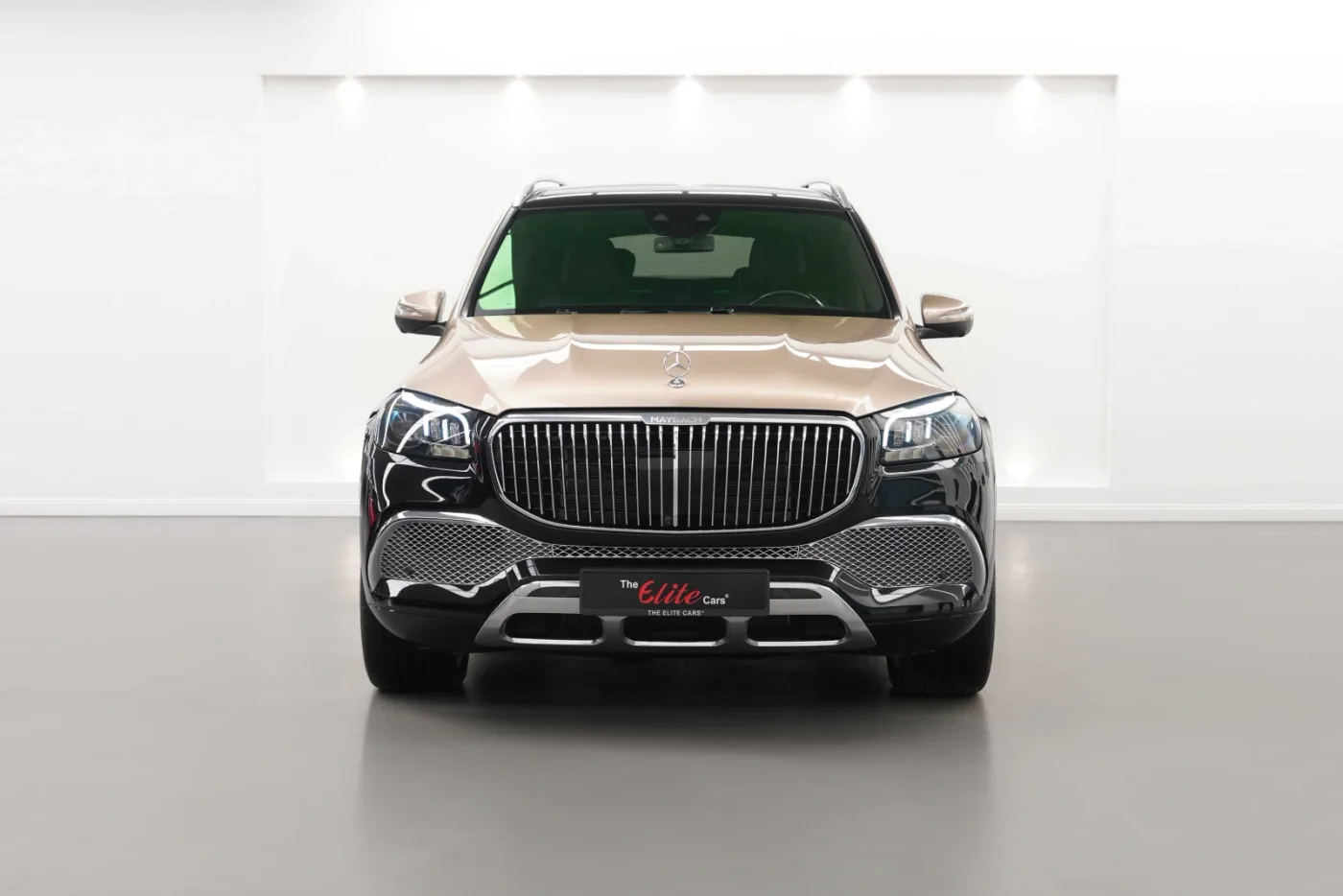 2021 Mercedes-Maybach GLS 600 angeboten von einem Fachhändler in Dubai, Vereinigte Arabische Emirate, Foto 6 von 10