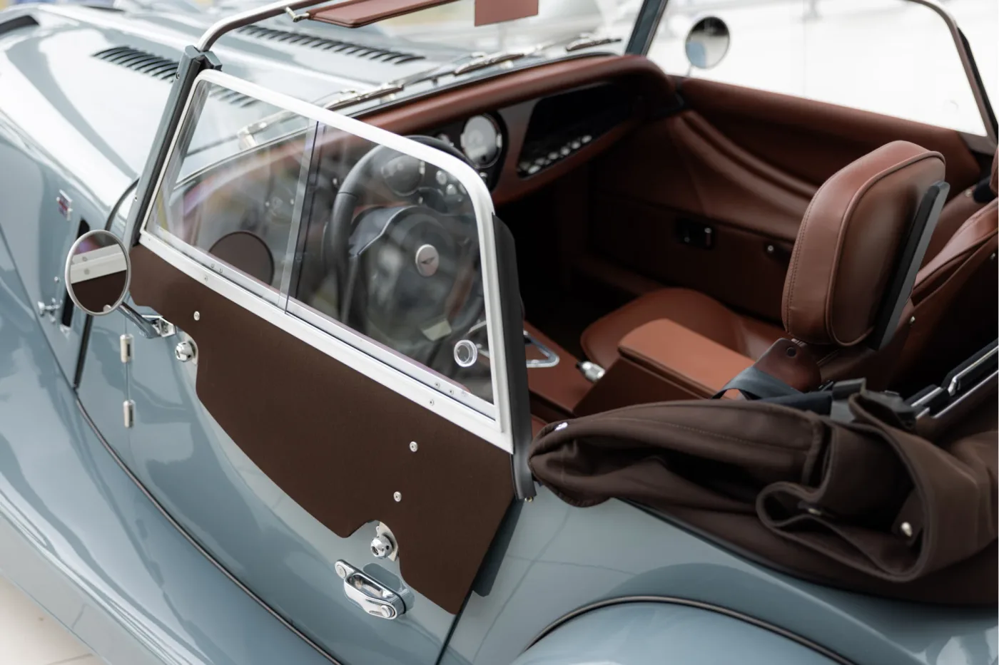2021 Morgan Plus Six angeboten von einem offiziellen McLaren und Morgan-Vertragshändler in Utrecht, Niederlande, Foto 11 von 25