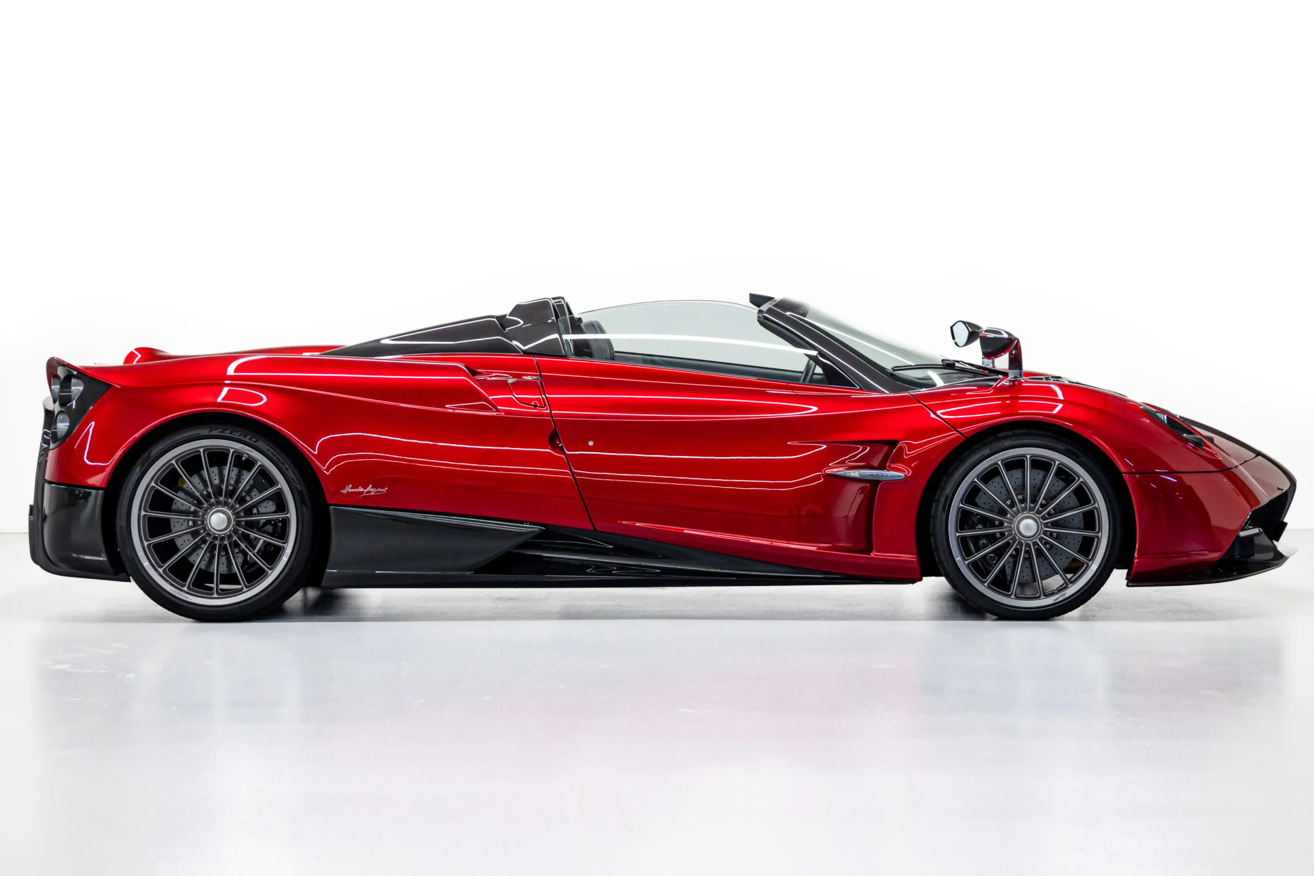 2021 Pagani Huayra Roadster, 2/30