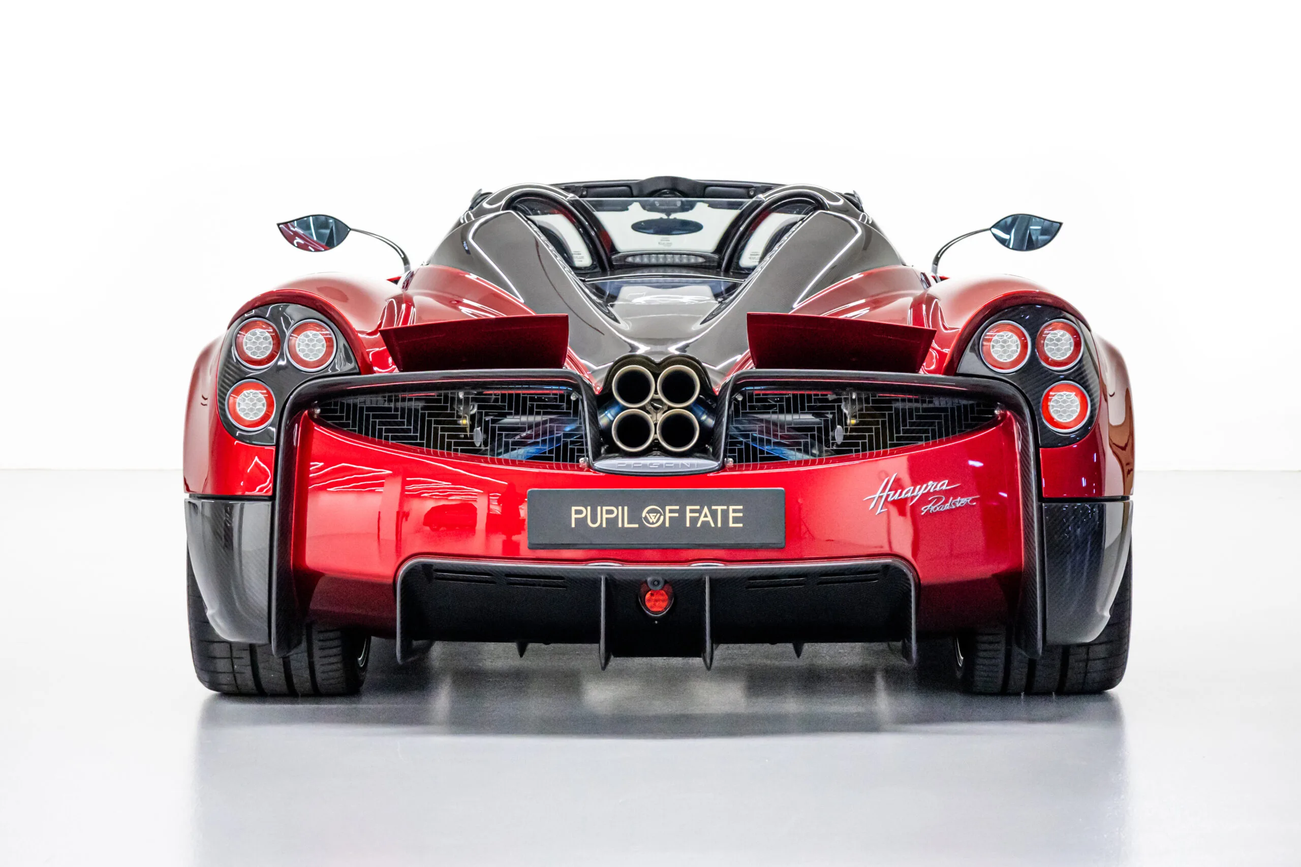 2021 Pagani Huayra Roadster, 3/30
