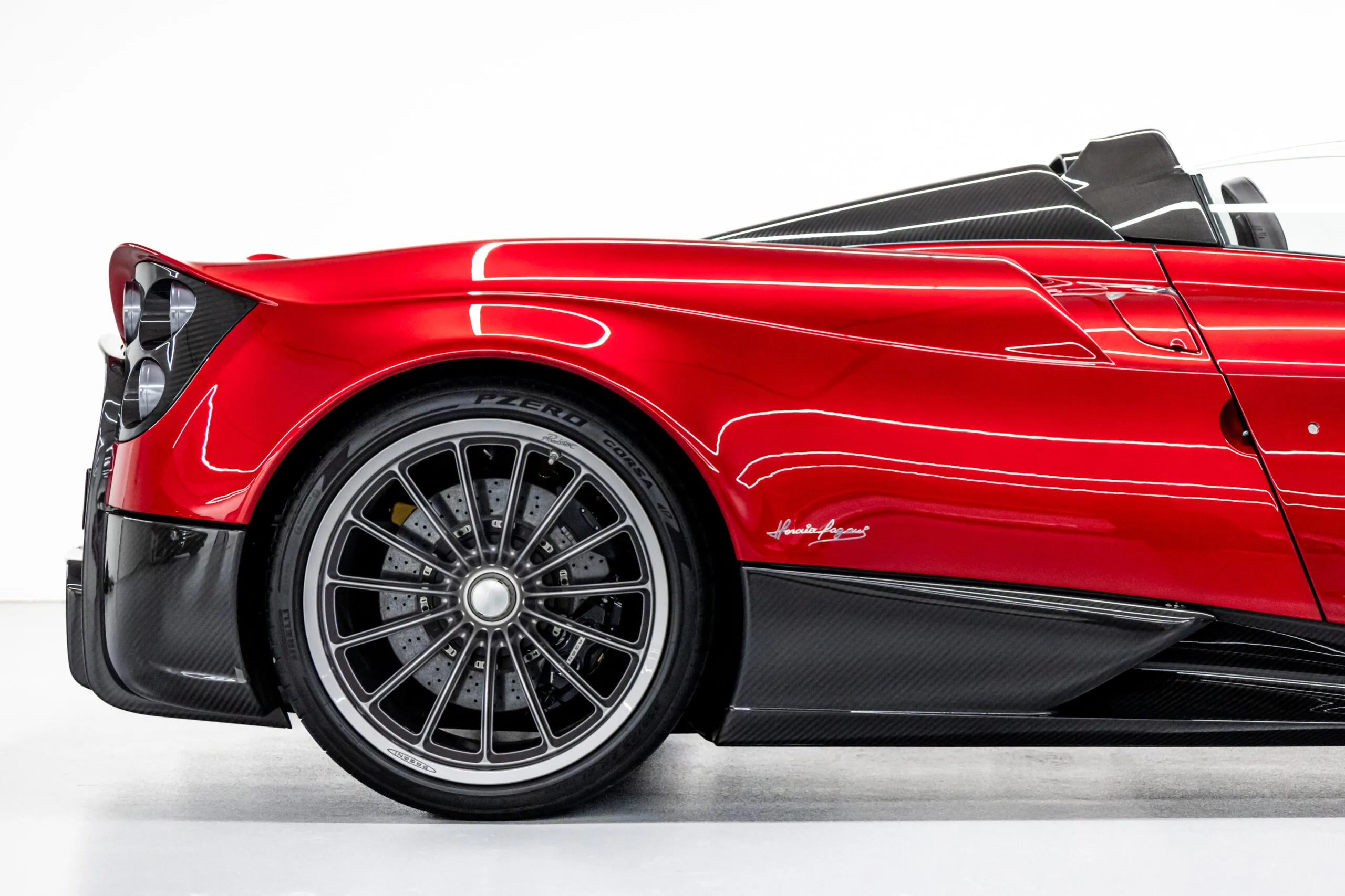 2021 Pagani Huayra Roadster, 5/30