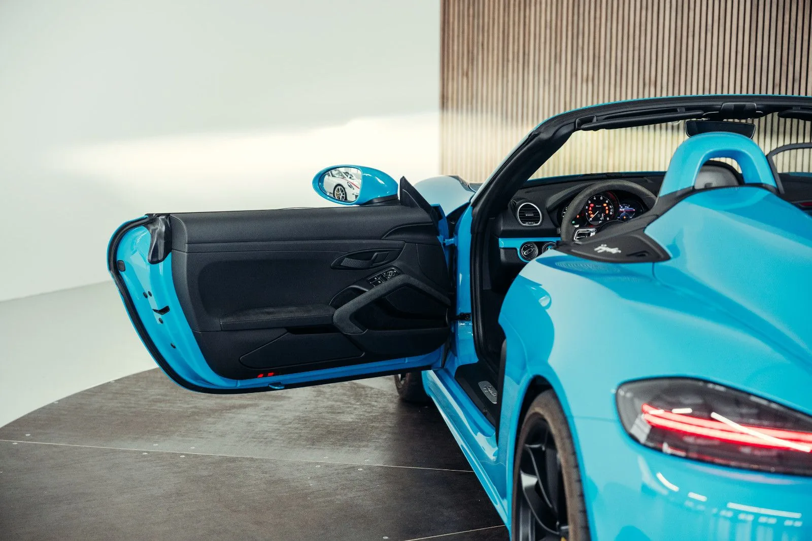 2021 Porsche 718 Boxster Spyder, 19/30