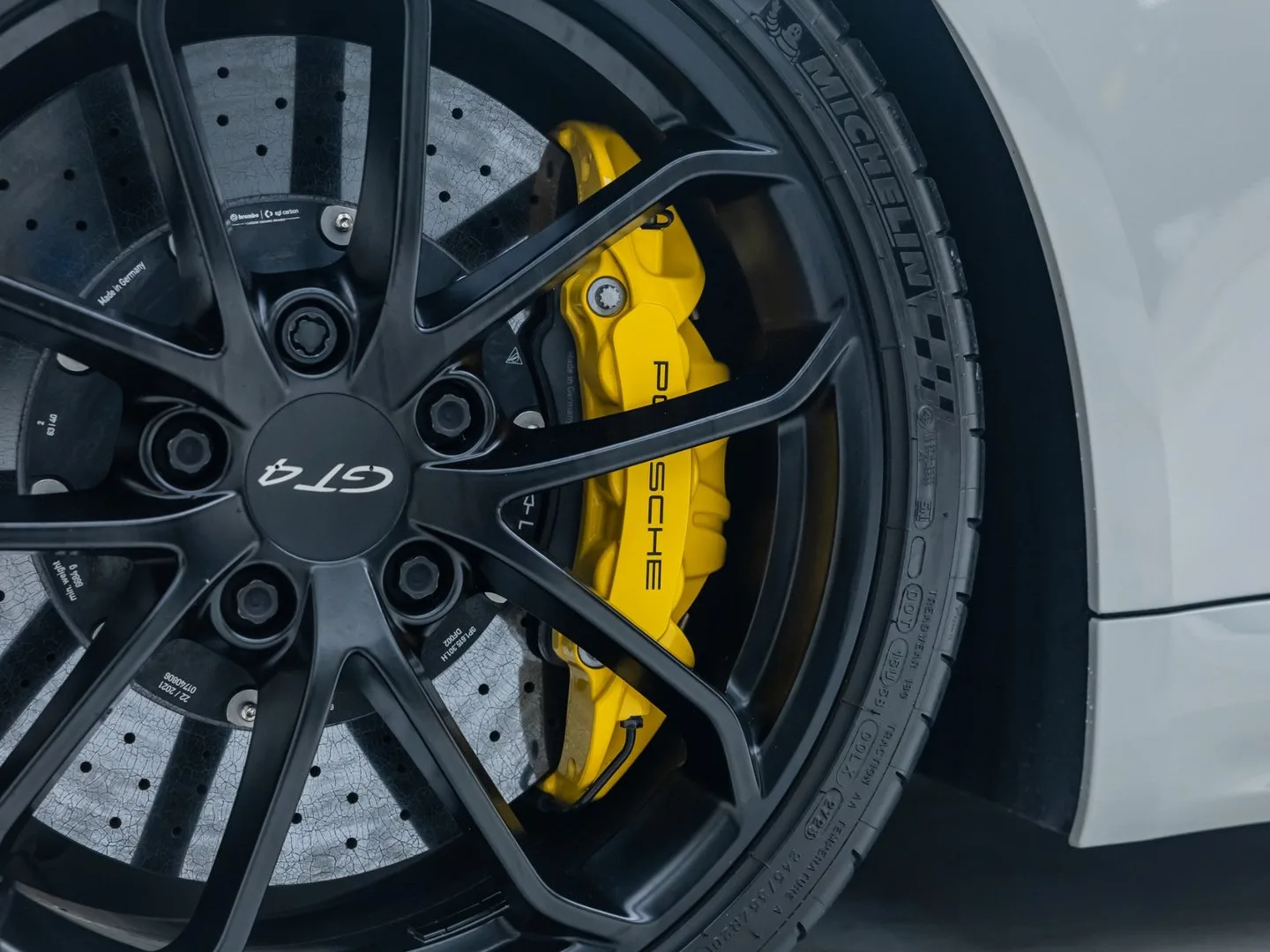 2021 Porsche 718 Cayman GT4, 12/30
