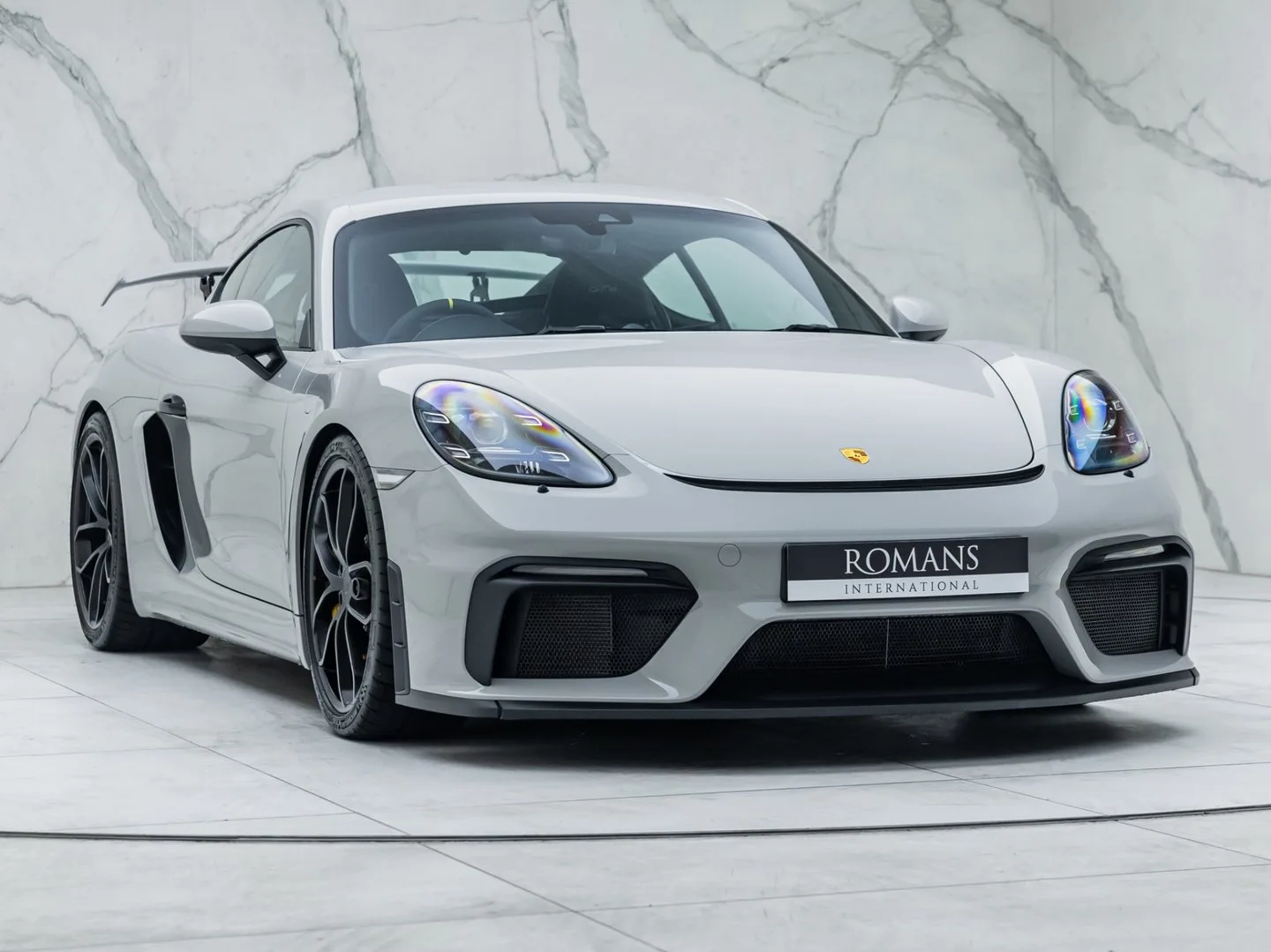 2021 Porsche 718 Cayman GT4, 17/30