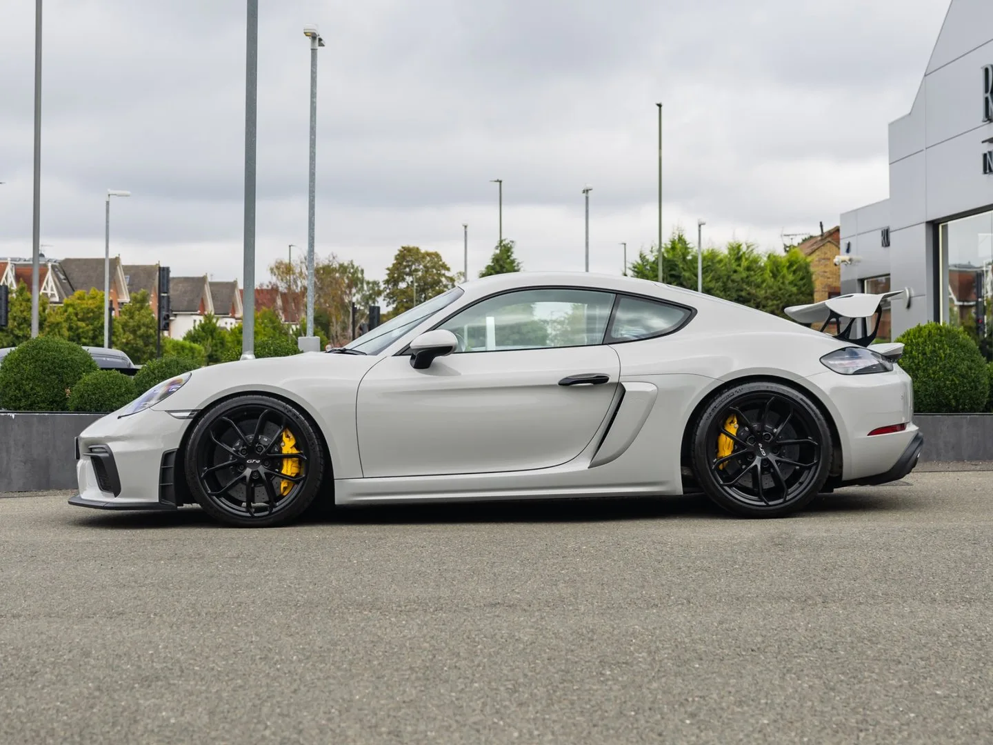 2021 Porsche 718 Cayman GT4, 24/30