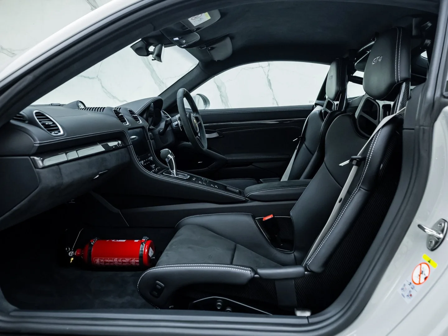2021 Porsche 718 Cayman GT4, 25/30
