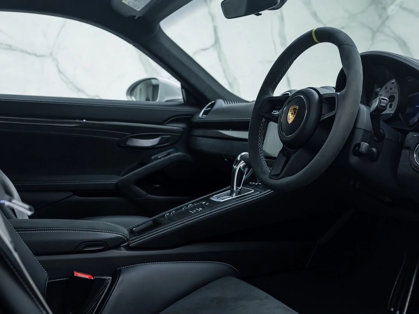 2021 Porsche 718 Cayman GT4, 29/30