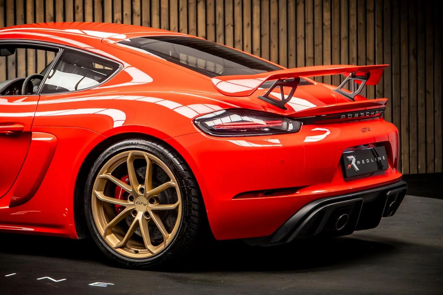 2021 Porsche 718 Cayman GT4, 16/30