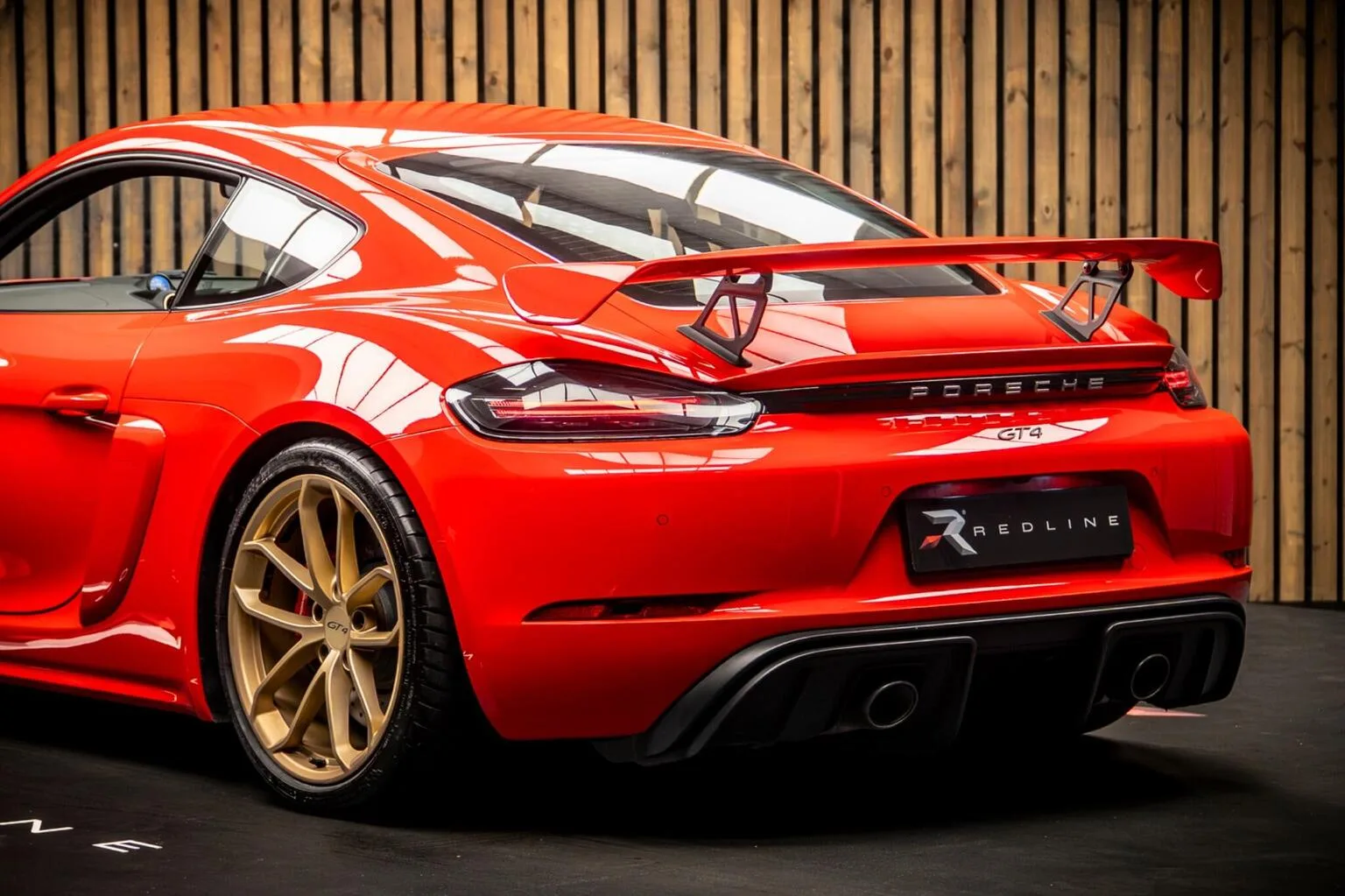 2021 Porsche 718 Cayman GT4, 20/30