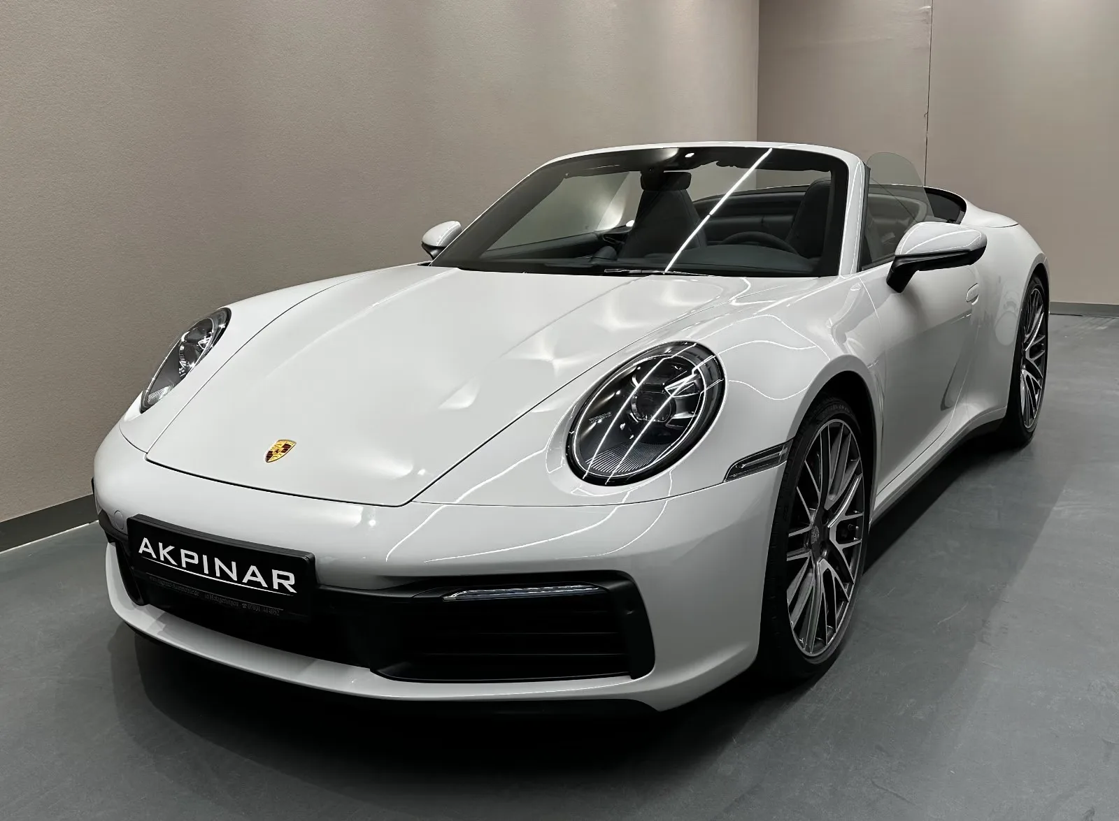 2021 Porsche 911 Carrera 4S Cabriolet, 5/25