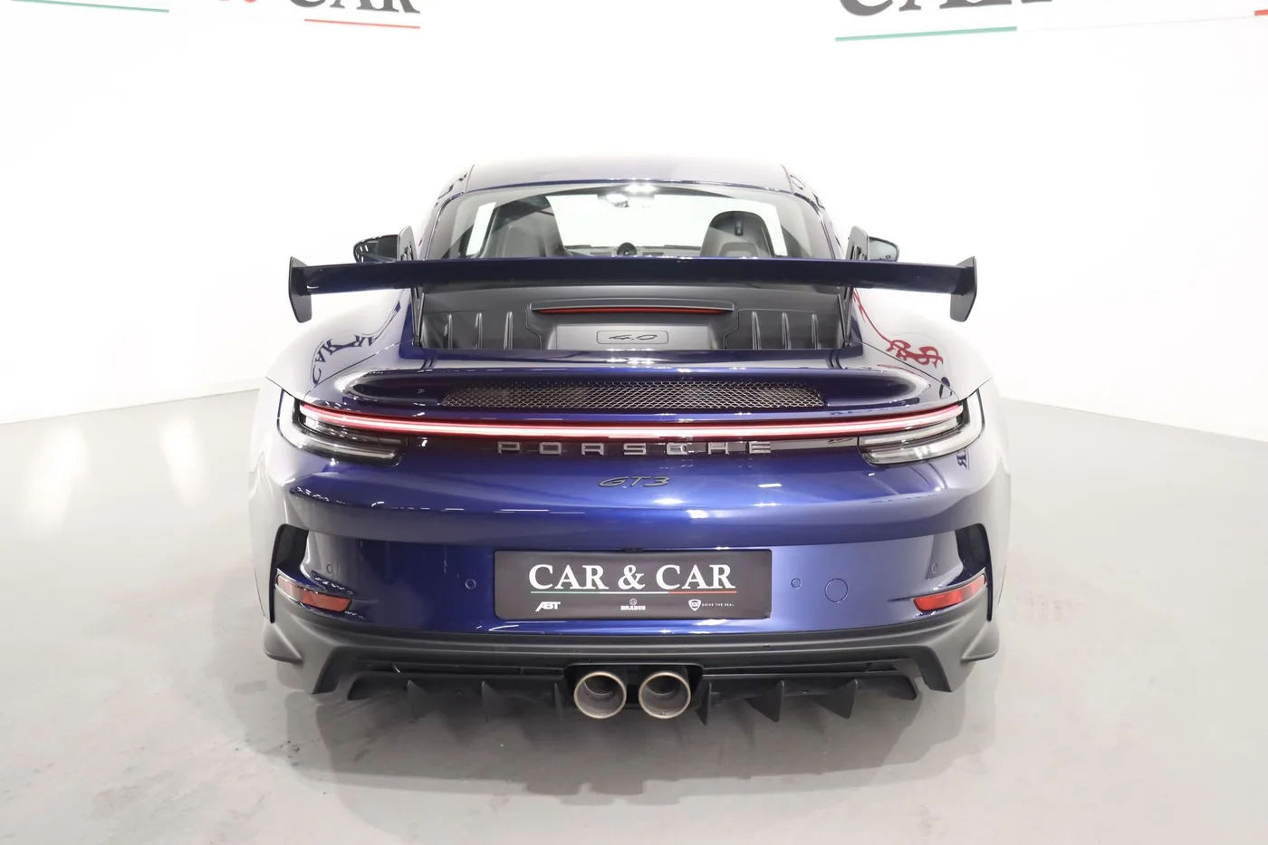 2021 Porsche 911 GT3 proposée par un spécialiste de la supercar à Zibido San Giacomo, Italie, photo 4 sur 18