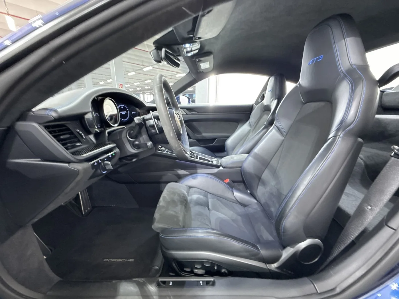 2021 Porsche 911 GT3 proposée par un spécialiste de la supercar à Zibido San Giacomo, Italie, photo 10 sur 18