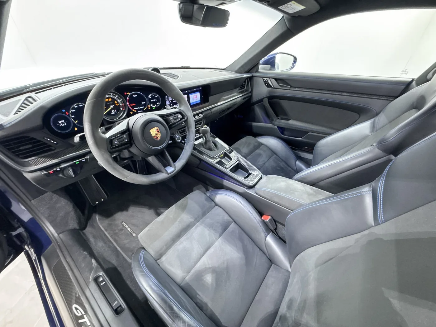 2021 Porsche 911 GT3 proposée par un spécialiste de la supercar à Zibido San Giacomo, Italie, photo 11 sur 18