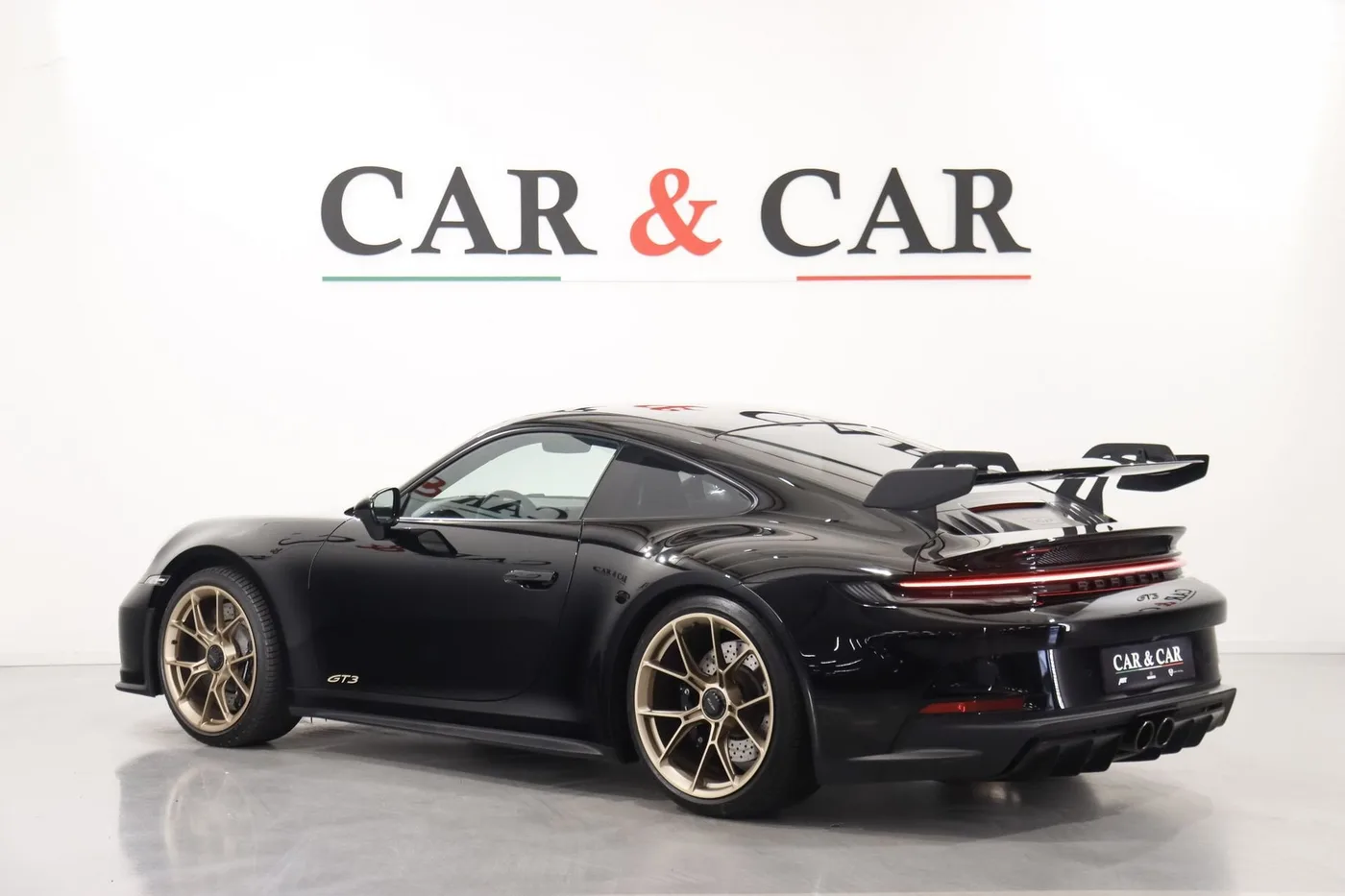 2021 Porsche 911 GT3 proposée par un spécialiste de la supercar à Zibido San Giacomo, Italie, photo 2 sur 17