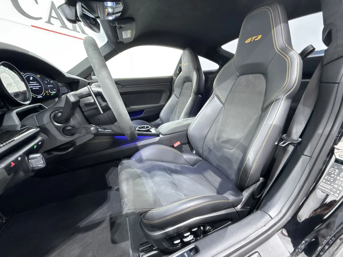 2021 Porsche 911 GT3 proposée par un spécialiste de la supercar à Zibido San Giacomo, Italie, photo 10 sur 17