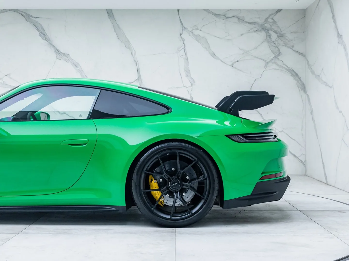 2021 Porsche 911 GT3, 14/30