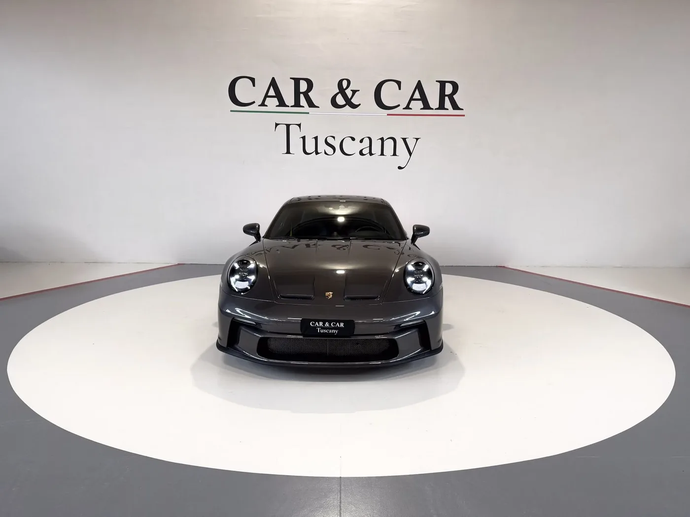 2021 Porsche 911 GT3 Touring proposée par un concessionnaire spécialisé à Lucca, Italie, photo 3 sur 22