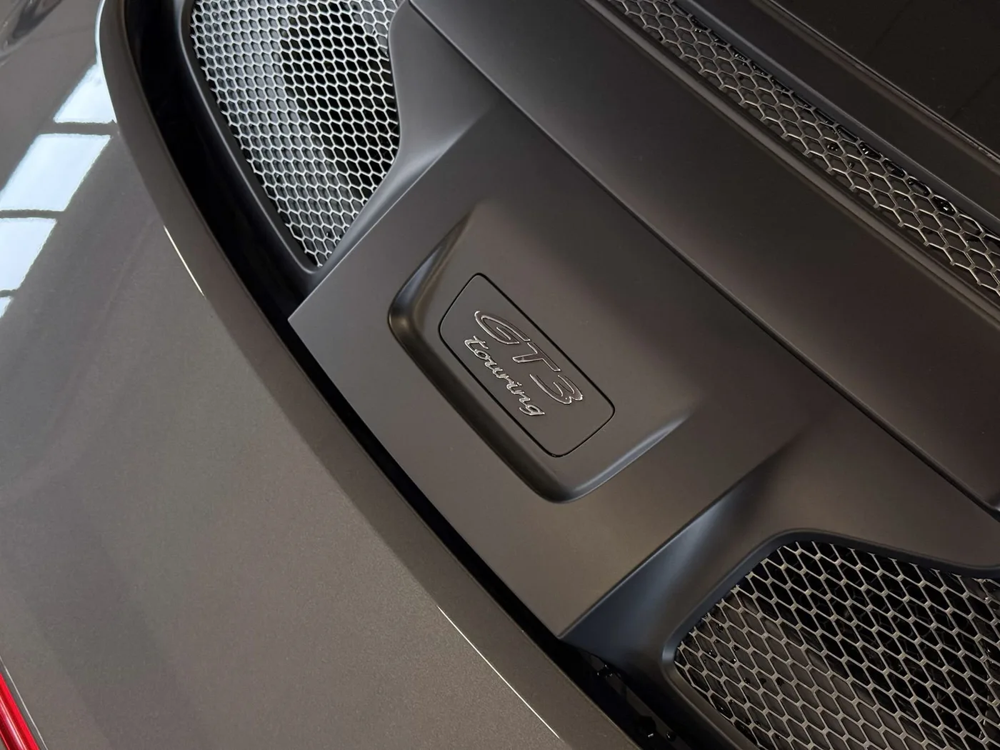 2021 Porsche 911 GT3 Touring proposée par un concessionnaire spécialisé à Lucca, Italie, photo 19 sur 22